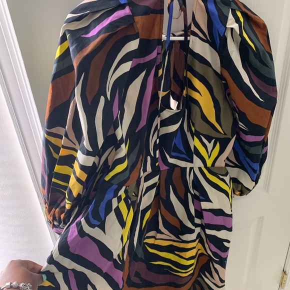 Dress - Picture 3 of 5